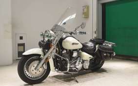 YAMAHA XV1600A ROADSTAR 2000