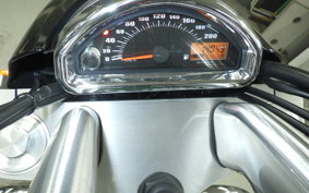 SUZUKI BOULEVARD 400 2015
