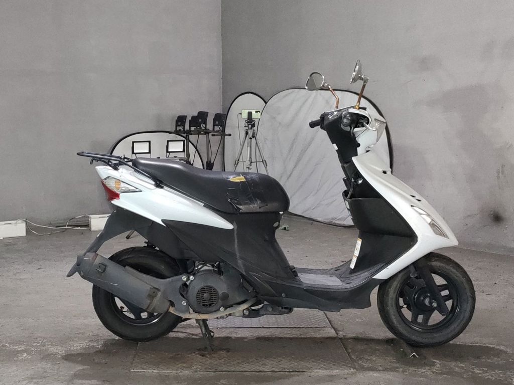 Фото Suzuki ADDRESS V125 с японского аукциона