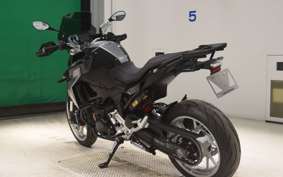 BMW F900R 2023