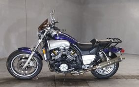 YAMAHA VMAX 1JH0