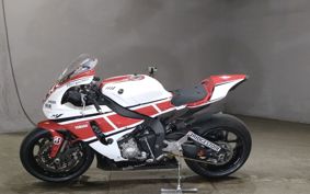 YAMAHA YZF-R1 RaceBase CN06C