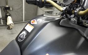 HONDA CRF1000L AFRICA TWIN 2019 SD04