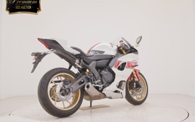 YAMAHA YZF-R7 2022 RM39J
