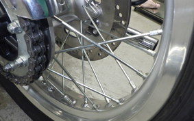 KAWASAKI W800 2025