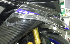 YAMAHA YZF-R1 M 2025