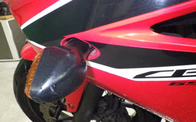 HONDA CBR650F 2017 RC83