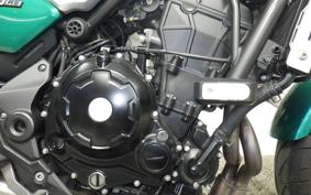 KAWASAKI Z650 RS 2023