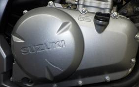 SUZUKI GSR250 2023