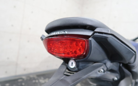 HONDA CB250R MC52