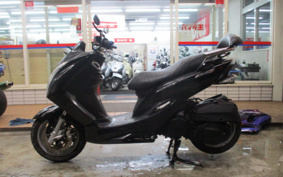 YAMAHA MAJESTYS SG28J