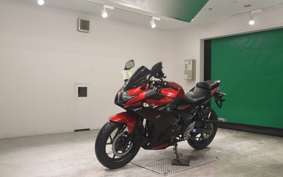 SUZUKI GSX250R 2023