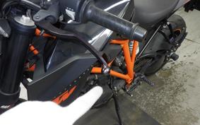 KTM 1290 SUPER DUKE R 2015