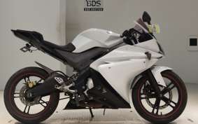YAMAHA YZF-R125