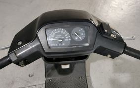 SUZUKI ADDRESS V100 CE11A