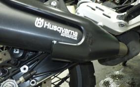 HUSQVARNA SVARTPILEN 401 2021