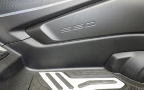 YAMAHA T-MAX 560 T 2025 SJ21J