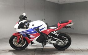 HONDA CBR600RR PC40