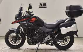 SUZUKI Vｽﾄﾛｰﾑ250A 2009