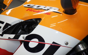 HONDA CBR1000RR 2005