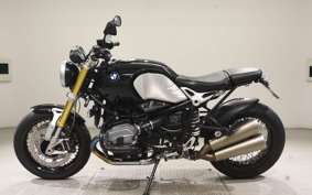 BMW R NINE T 2014
