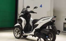 YAMAHA TRICITY 125 SE82J