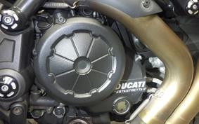 DUCATI DIAVEL 2013