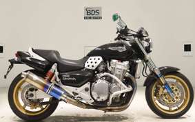 HONDA X4 LD 2000 SC38