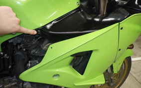 KAWASAKI ZX 1200 NINJA R 2002 ZXT20B