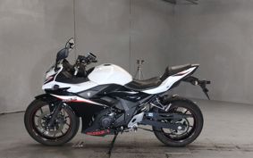 SUZUKI GSX250 R DN11A