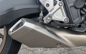 HONDA CB650R 2021 RH03