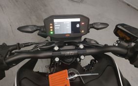 KTM 890 DUKE GP TU940