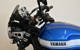 YAMAHA XJR1300 2015 RP19