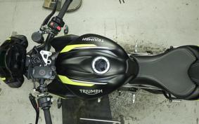 TRIUMPH STREET TRIPLE RS 2021