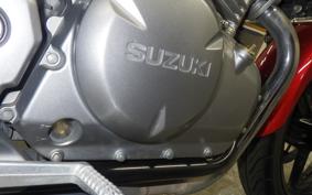 SUZUKI GSR250