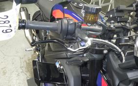 BMW M1000R 2023