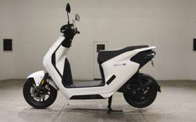 HONDA EM1 e: EF16