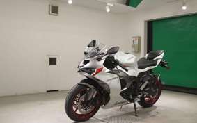 KAWASAKI NINJA ZX-6R A 2025 ZX636J