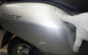 HONDA TACT-4ﾍﾞｰｼｯｸ AF79