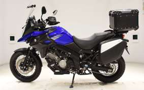 SUZUKI Vｽﾄﾛｰﾑ650XTA 2020 C733A