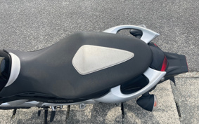 SUZUKI GLADIUS400 2010