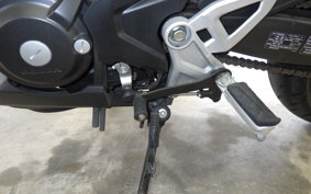 HONDA CB250R MC52