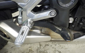 TRIUMPH TRIDENT 660 2023