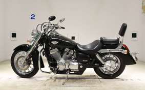 HONDA SHADOW 750 Gen. 3 2005 RC50