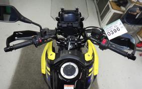 SUZUKI Vｽﾄﾛｰﾑ250A 1999