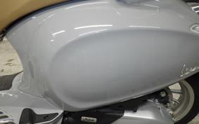 VESPA PRIMAVERA 125