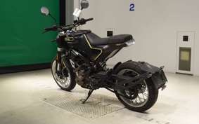 HUSQVARNA SVARTPILEN 401