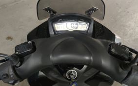 YAMAHA TRICITY 125 SE82J