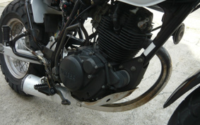 YAMAHA TW225 DG09J