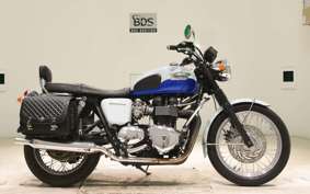 TRIUMPH BONNEVILLE T100 2010